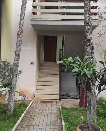 Maria In 아파트 골렘